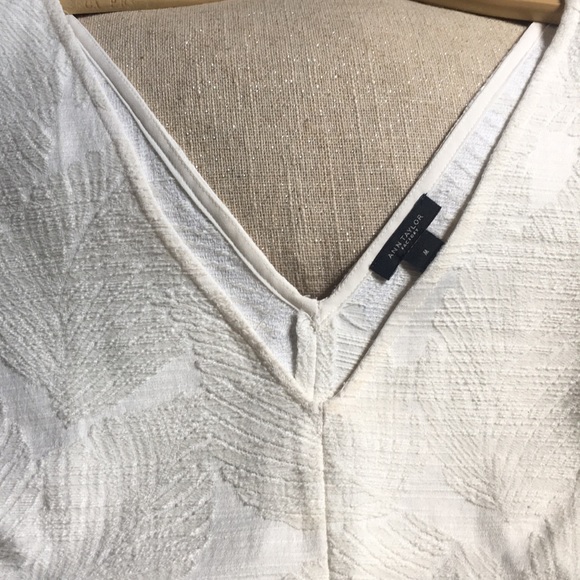 ❤️ PALM PRINT IVORY TANK NWT MEDIUM - Picture 9 of 16